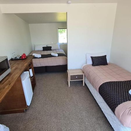 Woodstock Hotel 霍基蒂卡 外观 照片